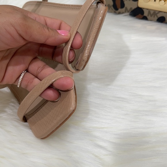 💜FOREVER 21 SHOES💜 - Picture 6 of 12